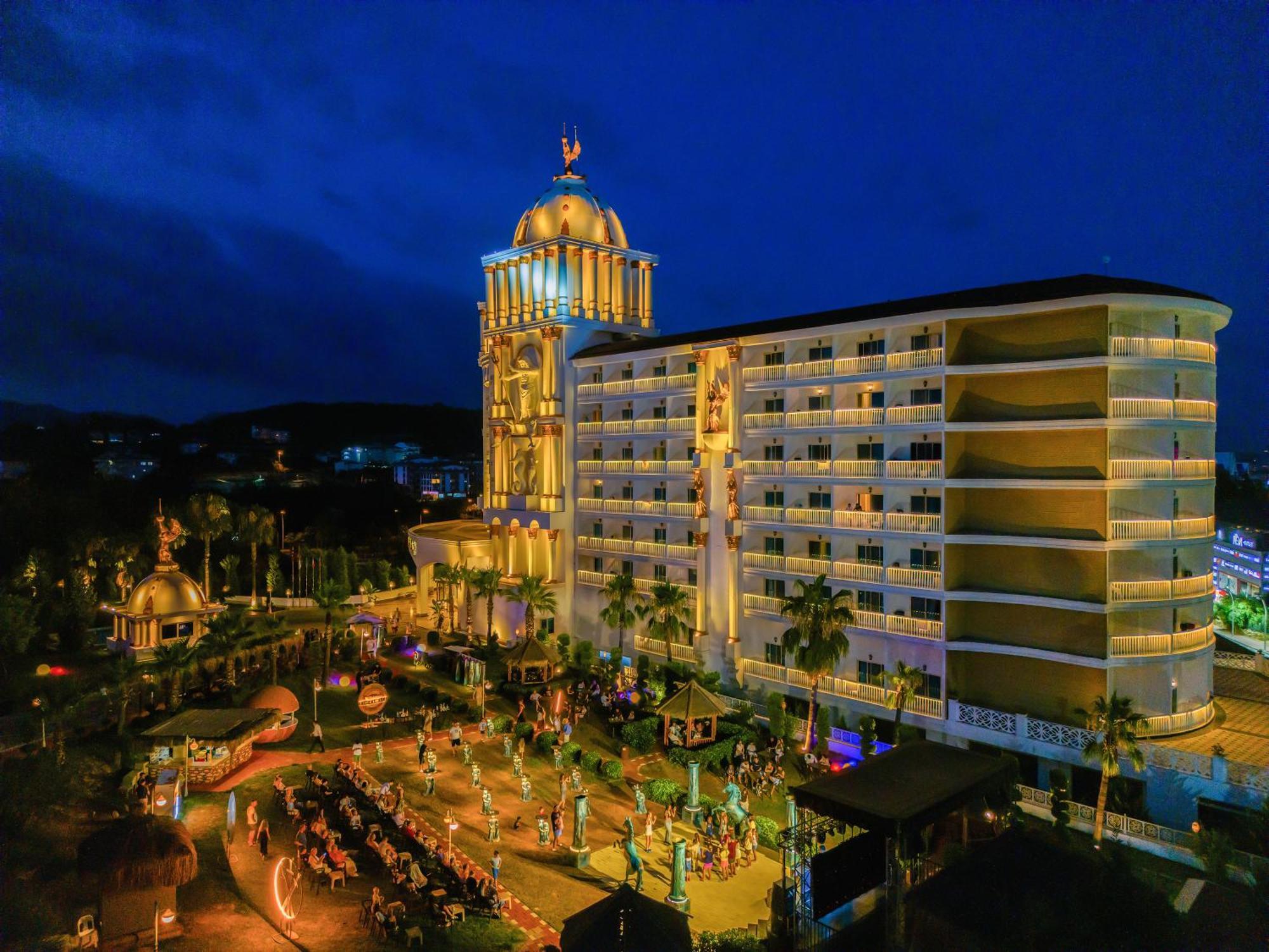 Oz Hotels Sui